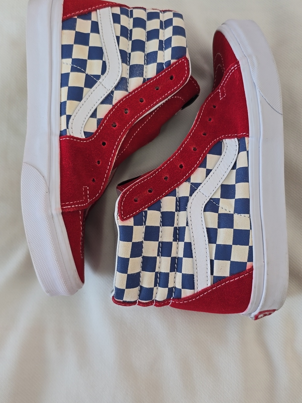 Vans - Picture 5 of 17